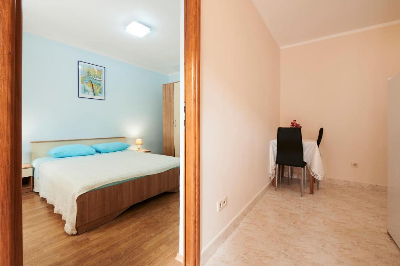 Cutan Trogir Exterior foto