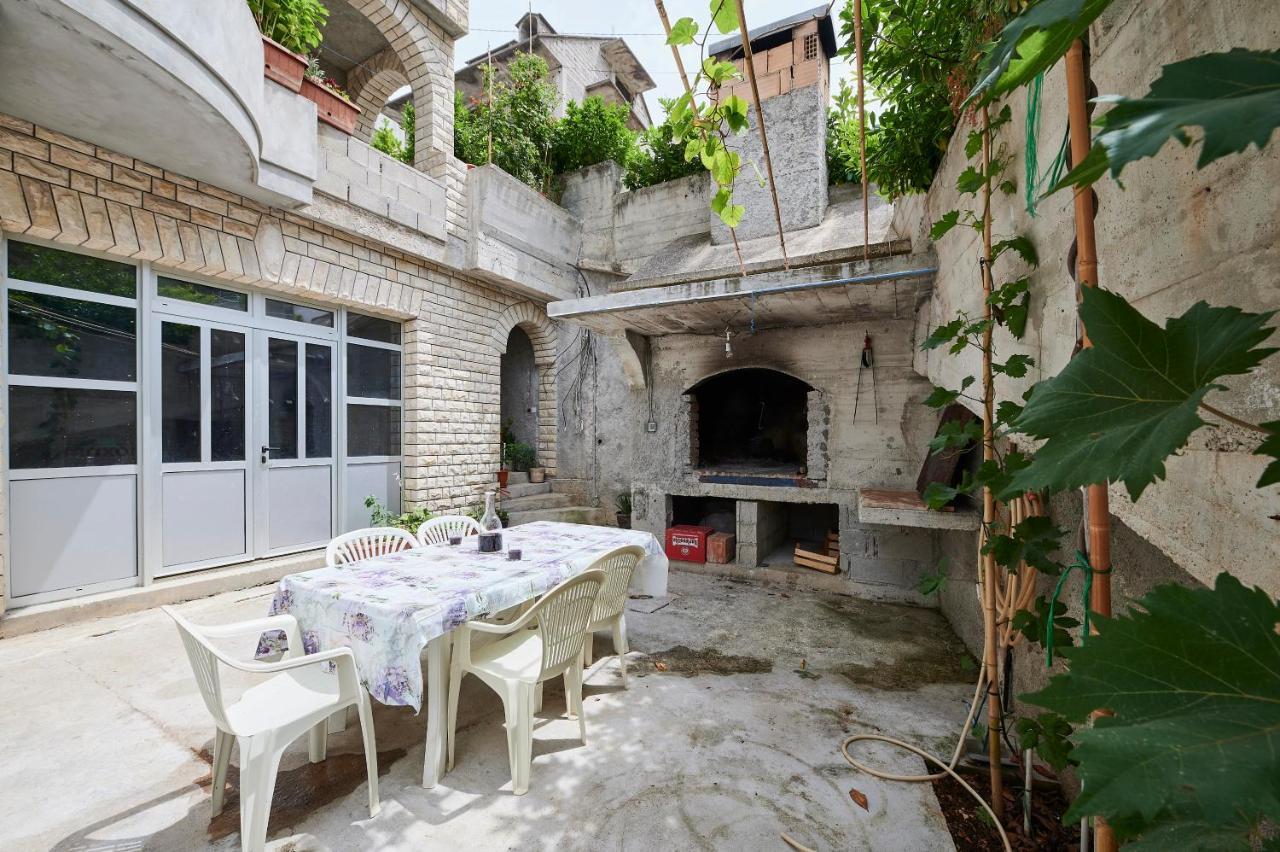 Cutan Trogir Exterior foto